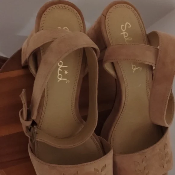 SPLENDID Suede Platform Heels Size 9.5 Tan Neesha Sandals - Picture 6 of 12